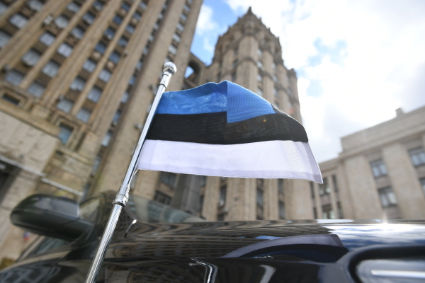 СМИ: Шествия и публичные собрания в преддверии Дня Победы запретили в Эстонии