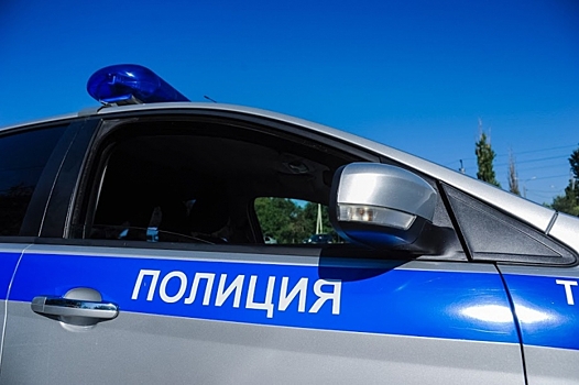 В Калачевском районе 3 местных жителя угнали авто, чтобы покататься