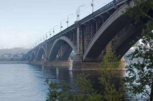 В Красноярске назвали новые сроки перекрытия Коммунального моста