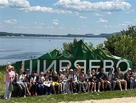 Победители акции "Макулатурный фронт — победный вес" съездили на экскурсии