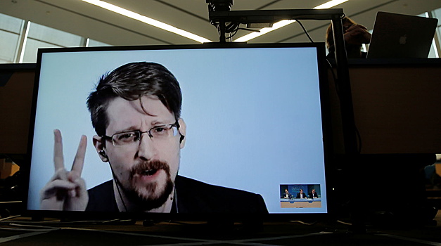 Сноуден заявил о слежке за пользователями Windows