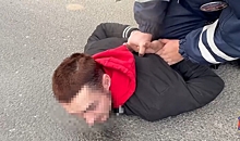 Волгоградские полицейские обнаружили наркотики у пассажира автомобиля