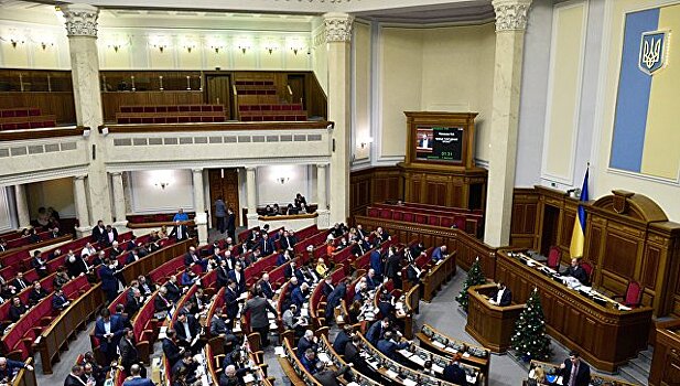 Почему Порошенко выгоден недееспособный парламент страны