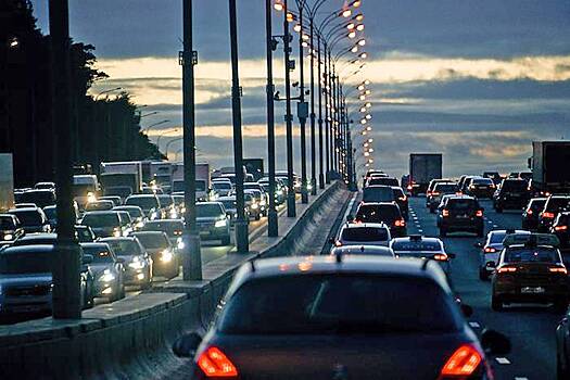 Эксперт рассказал о ситуации с автозапчастями в России