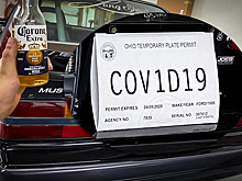 Американец посвятил автомобильный номер коронавирусу