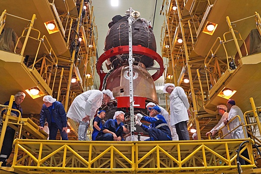 Экипажи провели примерку корабля "Союз МС-26" на Байконуре