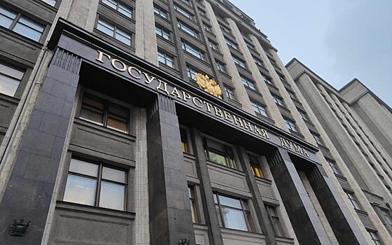 В Госдуму внесли законопроект о медосвидетельствовании 80-летних водителей