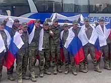 Троих свердловчан вернули из украинского плена