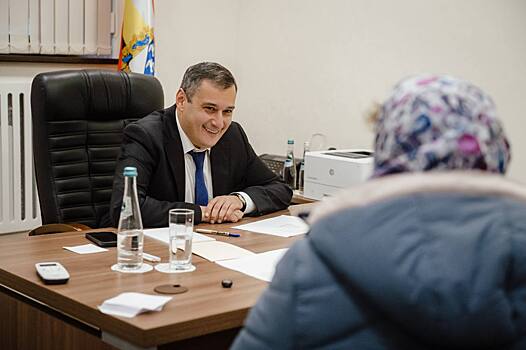 Александр Хинштейн провёл личный приём граждан