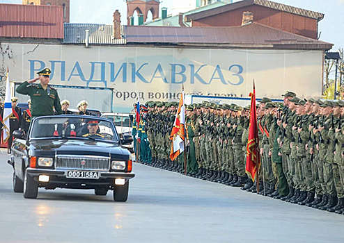 Сводные расчеты ЮВО провели генеральную репетицию праздничного салюта в честь Дня Победы во Владикавказе