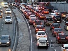 В Казани на улице Ершова из-за аварии образовалась пробка длиной в 2 км