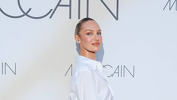 «Ангел» Victoria's Secret вышла в свет в провокационном платье