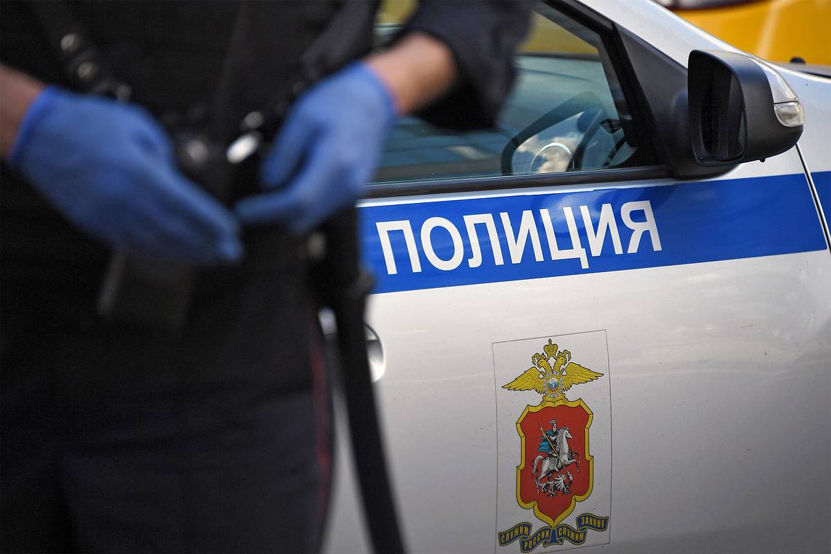 Проникший в квартиру к девочке россиянин удалился после ее ответа