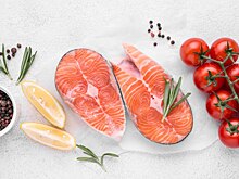 Диетолог: о нехватке омега-3 говорят сухость кожи и быстрая утомляемость