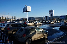 Екатеринбуржцы недовольны новыми правилами парковки в Кольцово