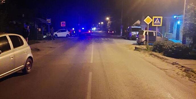 В Миллерово автомобиль насмерть сбил 1,5-годовалую девочку