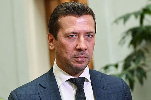 Актер Андрей Мерзликин противопоставил блогеров нахимовцам