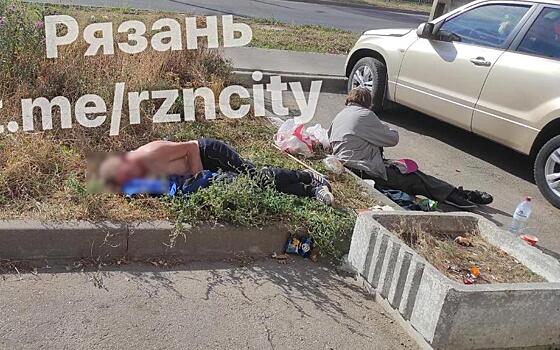 Бомжи поселились на парковке в рязанском Дашково-Песочне