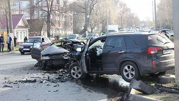 Пешеход спровоцировал смертельную аварию в Татарстане