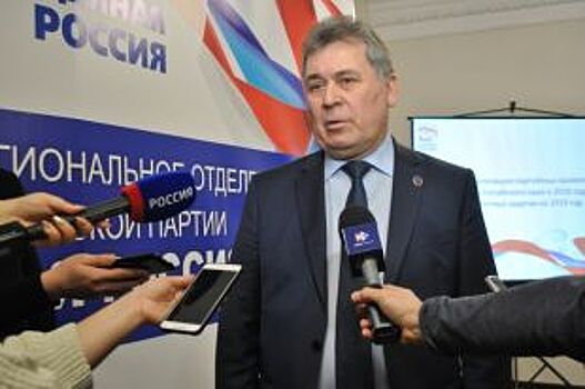 Алтайские единороссы обсудили реализацию партийных проектов