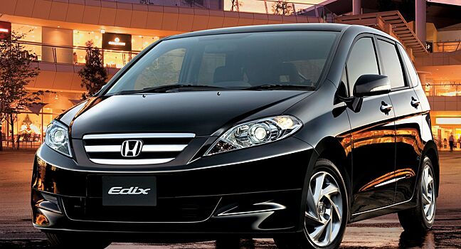 Шестиместный компактвэн Honda Edix