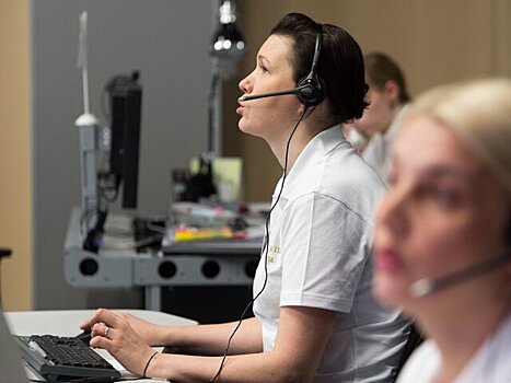 Эксперт Зеленкова: операторов call-центров могут сократить в 2025 году