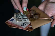 Курс евро превысил 89 рублей впервые с 30 марта 2020 года