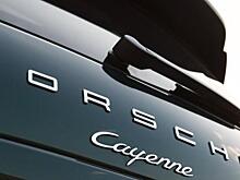 Поступок водителя Porsche Cayenne осудили жители Владивостока