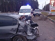 В Городищенском районе женщина на Suzuki врезалась в стойку АЗС