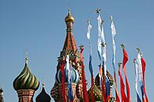 Москва потратит 55 миллионов рублей на салют и украшение Красной площади к 9 Мая