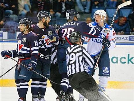 ХК "Лада" победил "Слован" - 4:2