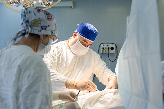 В Иркутске впервые сделали родственную трансплантацию доли печени