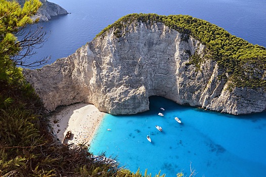 Греция открывает туристам новые острова