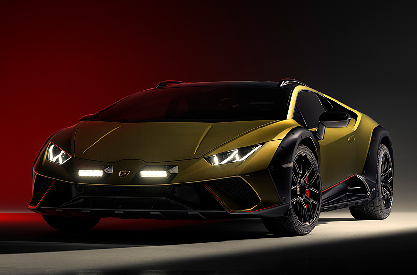 Lamborghini Huracan Sterrato. Недавно в интернет просочились предварительные сведения о наследнике «Уракана». Говорят, Lamborghini собирается разрушить один из бастионов «атмосферной» философии: будущий суперкар разживется гибридной системой с оснащенным двумя турбокомпрессорами V8. Но вернемся к старине Huracan. За свою почти что десятилетнюю карьеру оброс многочисленными версиями. Последняя и самая необычная — «внедорожник» Sterrato