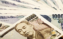 Азиатские валюты укрепились после небольшого спада доллара