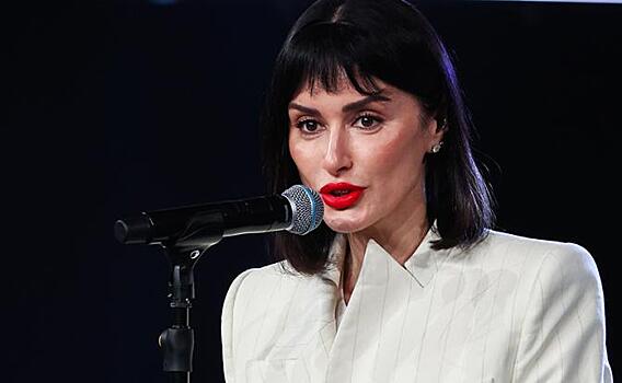 Развод - и внутренний чемпионат: Тина Канделаки призвала футболистов игнорировать УЕФА