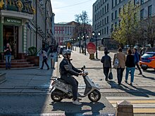В столице установили тарифы на эвакуацию мопедов у водителей без прав