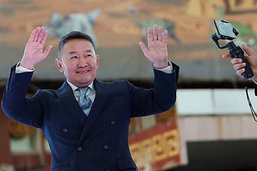 Десять фактов о новом президенте Монголии, который ходит на работу пешком