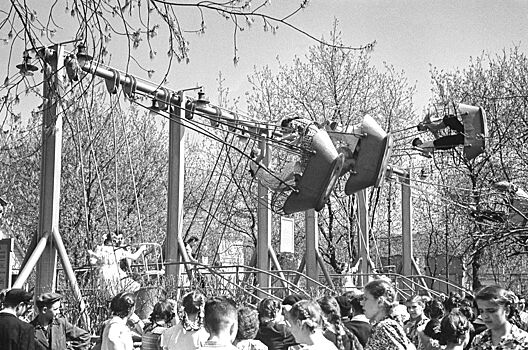 И весной, и летом: ко Дню прогулки Главархив напоминает о своих сезонных выставках