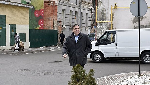 Следователи "взяли образцы" голоса Саакашвили, рассказал адвокат