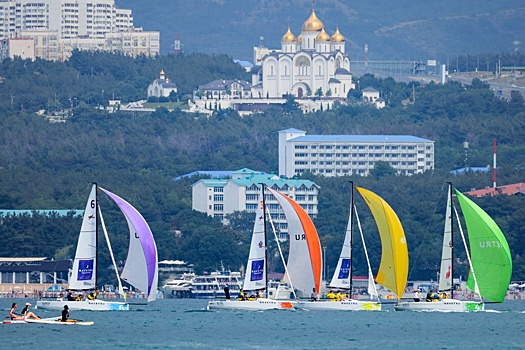 У туриста будет больше выбора: еще один рейс в Геленджик и вкусный путеводитель