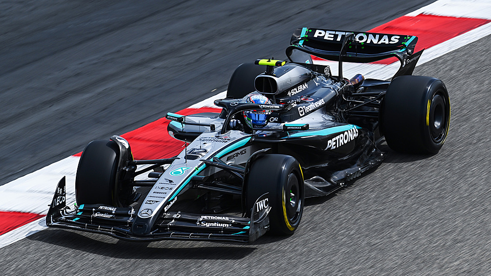 Лишившись Льюиса Хэмилтона, Mercedes-AMG Petronas F1 Team сделала ставку на молодость. В немецкой команде дебютирует итальянец Андреа Кими Антонелли, напарником которого будет опытный британец Джордж Рассел. Оба гонщика сядут за руль Mercedes-AMG F1 W16 E Performance.
