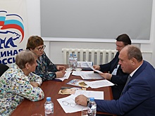 Олег Лавричев и Анатолий Лесун провели совместный прием граждан