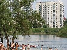 Мэр города Курган съездил на городской пляж