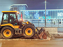 По поручению мэра Руслана Болотова: За выходные коммунальные службы вывезли с улиц Иркутска более 10 тысяч тонн снега