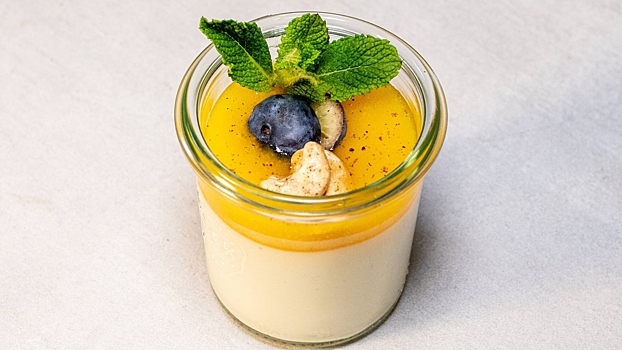 Торт в стаканах с апельсиновым желе — необычный новогодний десерт