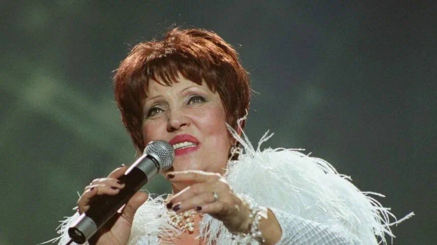 СМИ: Певицу Галину Ненашеву госпитализировали с нестабильной стенокардией