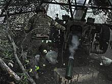 Три российских бойца спасли гаубицу от дронов ВСУ