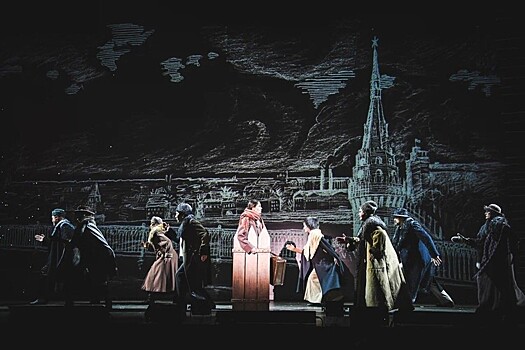 "Веселые ребята" по сценарию Николая Эрдмана и Григория Александрова.