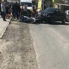 Пилот мотоцикла и пассажирка госпитализированы с места аварии в Краснодаре